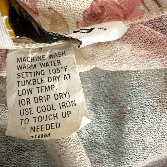 Vintage Floral Blouse Size Medium - Picture 7 of 7